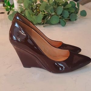 Pour La Victoire Patent Leather 4" Wedges